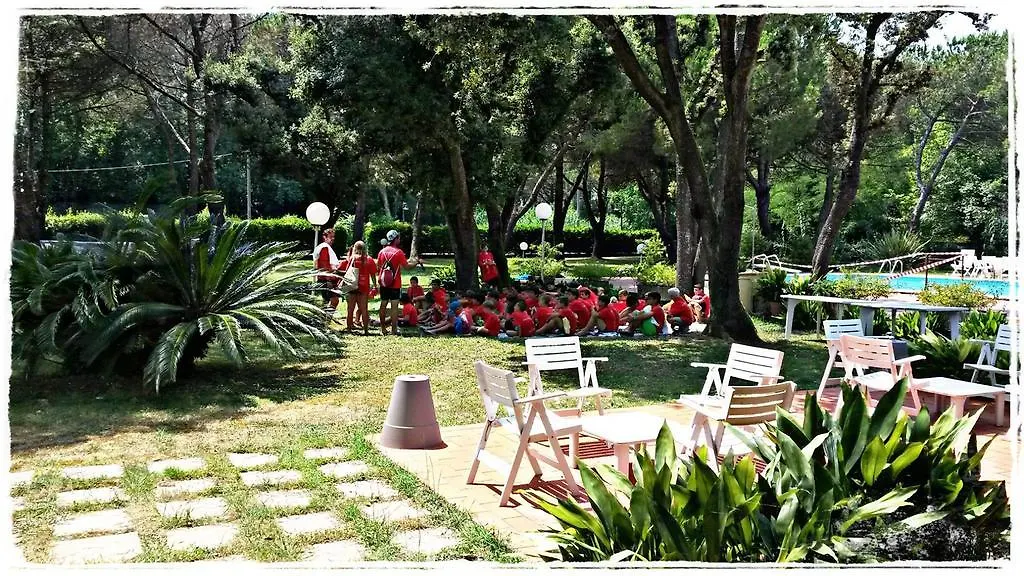Hotel Alcione Marina di Massa 3*,